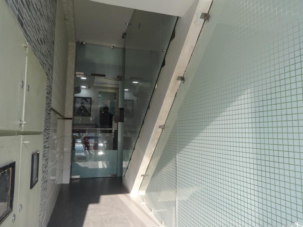 Hotel Grace New Delhi Bagian luar foto